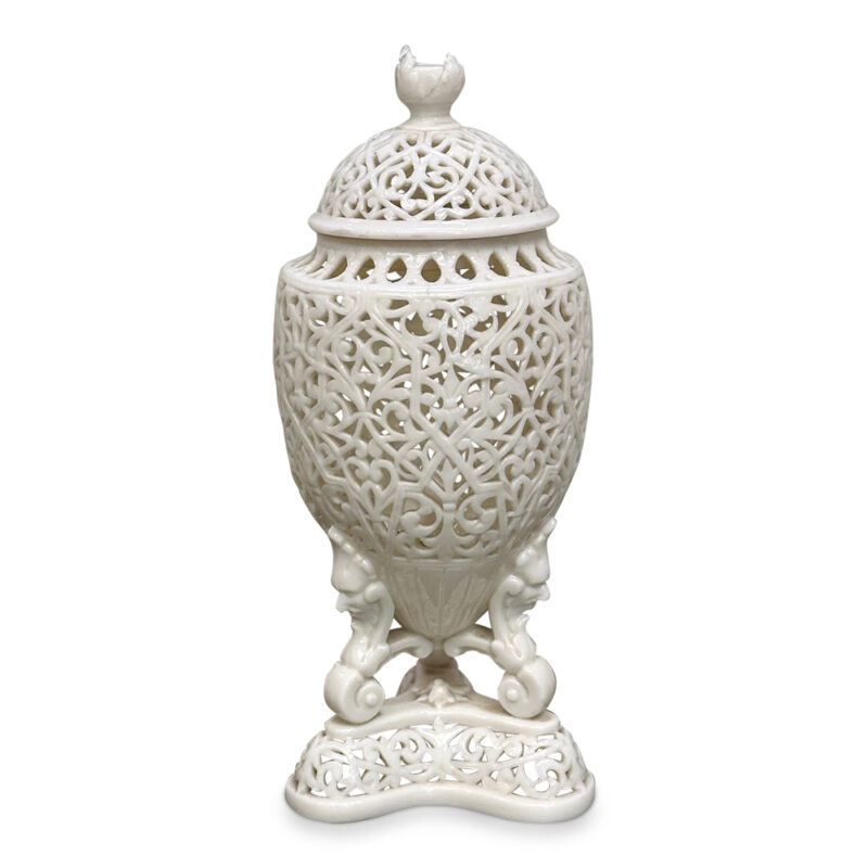 Worcester lidded pot pourri pierced vase