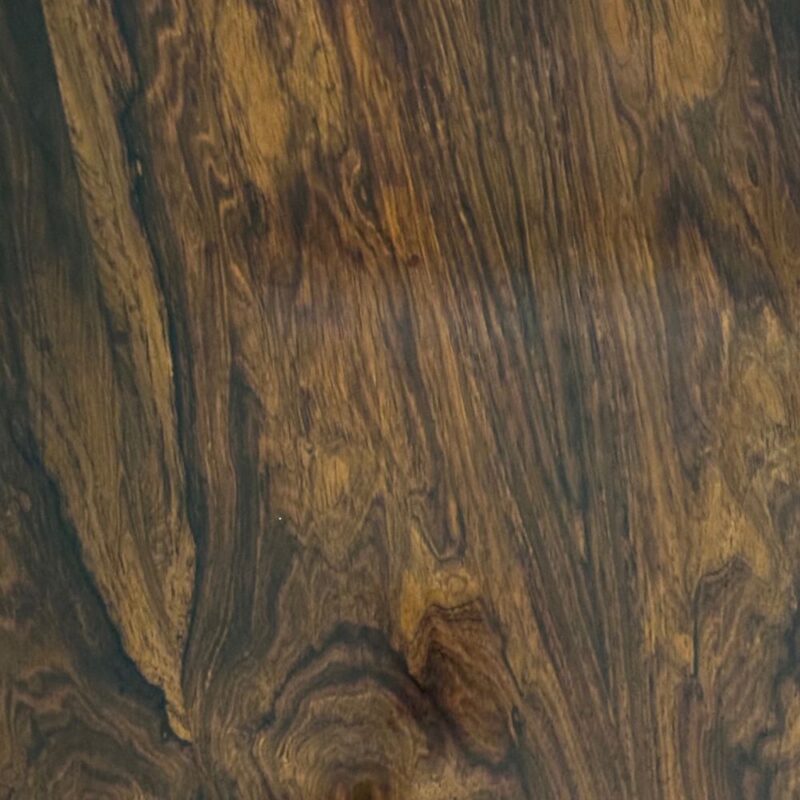 rosewood table grain