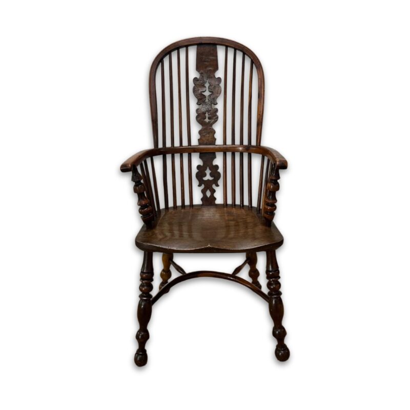 Set of 6 18th century high back windsor chairs, yew and elm