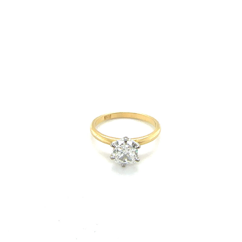 Cushion cut diamond solitaire ring